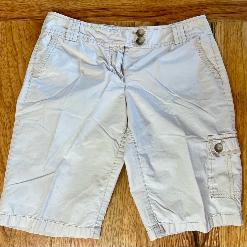 Ann Taylor cotton cargo shorts
